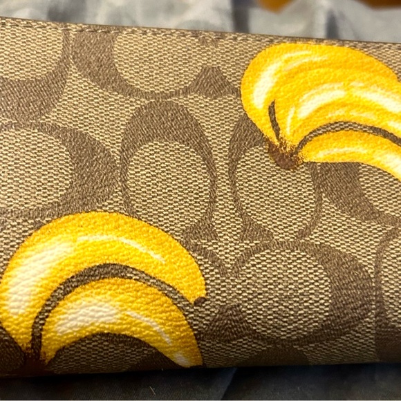 Coach Medium Corner  Signature Canvas Host picked 2xBest bag 7/24 &727&12/14 - Picture 7 of 8